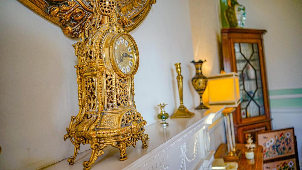 ホテル Banoge House Donaghcloney エクステリア 写真